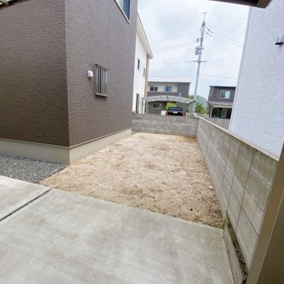 【庭】 | 東区広谷 | お子様の遊ぶスペースにピッタリですね(*^^*)