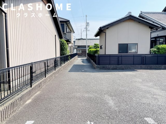 アンプルール ブワ アルバ　　刈谷市の賃貸ならクラスホーム刈谷店の駐車場