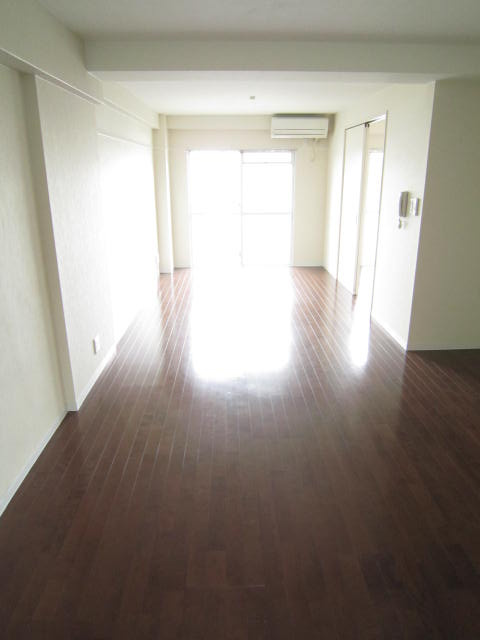 GRAND大山崎の居間・リビング