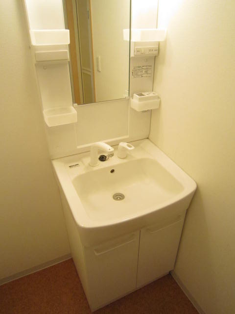 GRAND大山崎の独立洗面台