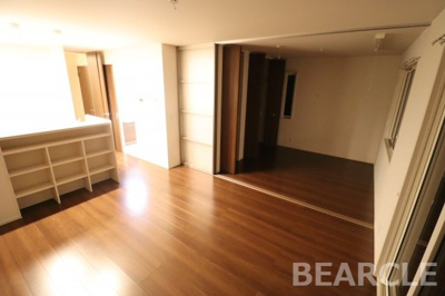 【寝室】 | D-rooｍ琵琶 | 落ち着いた色調の寝室です