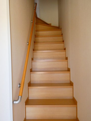 ファミールTettoのその他|階段