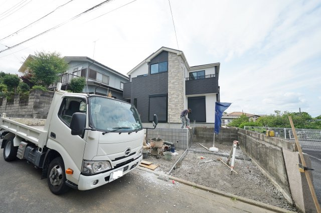 【保土ケ谷区境木町75-44新築戸建て】（初音ヶ丘小学校・橘中学校）の外観