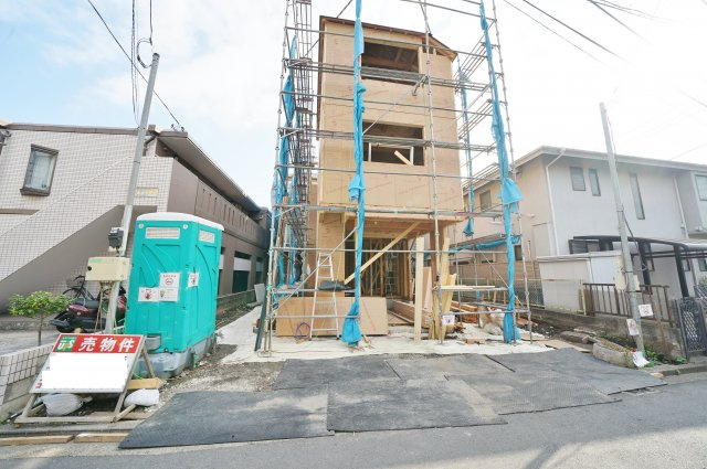 「和田町」駅より平坦アプローチで徒歩約5分。便利な立地♪の外観|相鉄線「和田町」駅より平坦アプローチで徒歩約5分。お出かけに便利な立地です。
