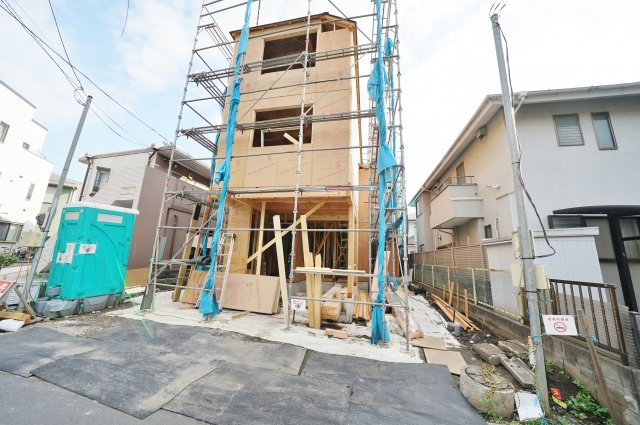「和田町」駅より平坦アプローチで徒歩約5分。便利な立地♪の外観