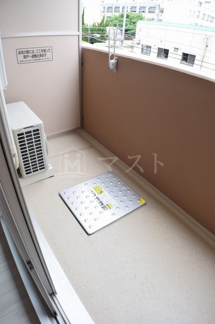 リッツ難波南Ⅱのバルコニー