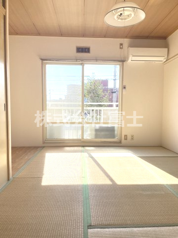 アーバニティ加藤201号の和室