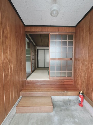 【玄関】 | 勝部貸家