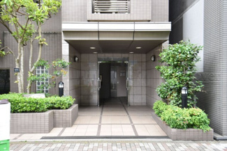 【エントランス】 | エントランス　オートロック付き