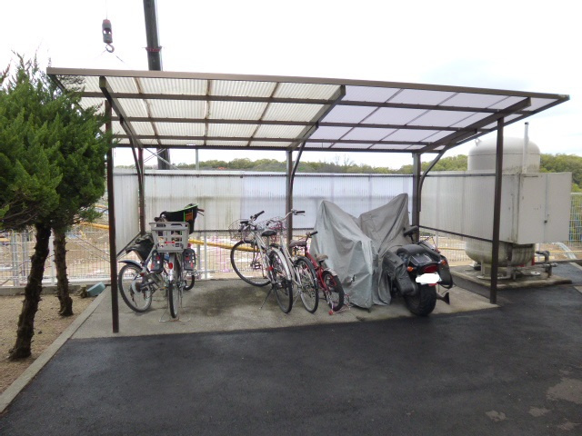 プレジール佐藤Aのその他共用部分|自転車置き場
