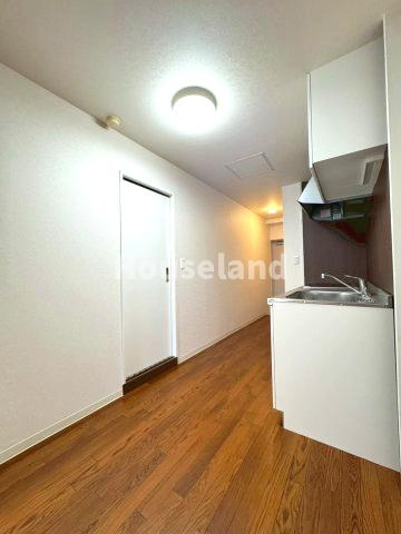 千ビルの居間・リビング