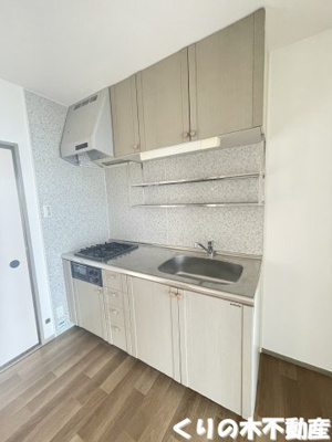 【キッチン】 | ファミールマナベ | きれいなキッチンです