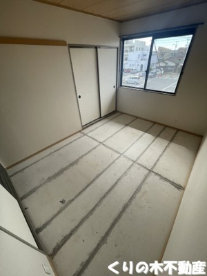 【寝室】 | ファミールマナベ | 落ち着いて過ごせるお部屋なので、寝室にいかがでしょうか