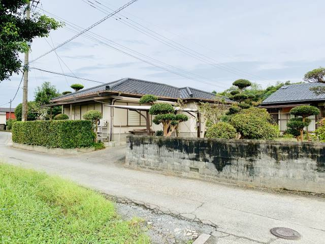 【庭】 | 河村瀬高貸家（太神）