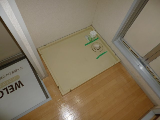 プレジール２２のその他|洗濯機置き場
