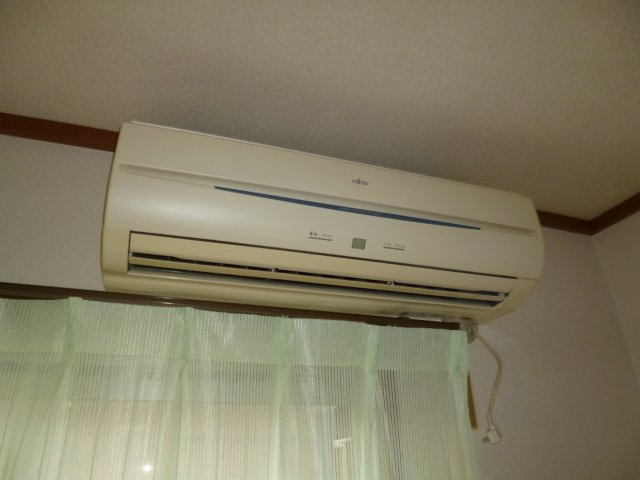 プレジール２２の設備|エアコン