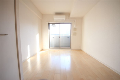 【居間・リビング】 | エスリード谷町六丁目