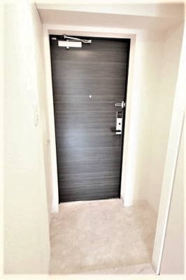 【玄関】 | エスリード谷町六丁目