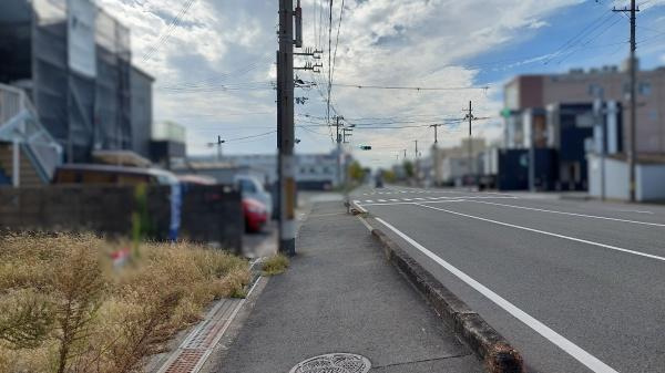 和歌山市築港４丁目　土地の前面道路含む現地写真
