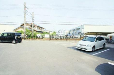 マリーモナリエの駐車場|駐車場です