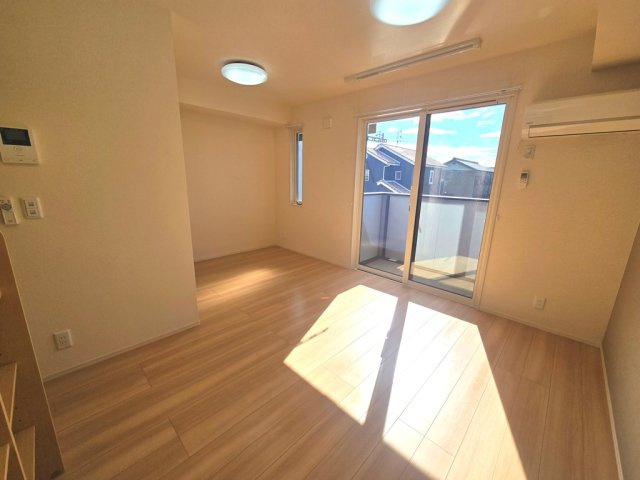 リシュドール Aの居間・リビング