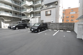 【駐車場】 | 平面駐車場