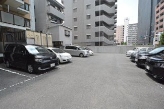 【駐車場】 | 敷地内平面駐車場