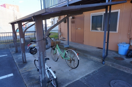 レスト北新川Bのその他共用部分|自転車置場