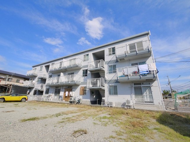 エステートピアの外観|キレイな外観です。