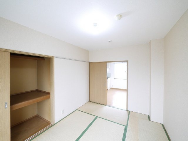 エステートピアの収納|便利な収納スペースです