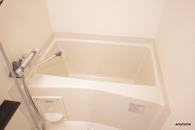 ディームス江坂 仲介手数料無料の浴室