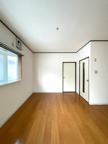 【洋室】 | HAPPINESS 8