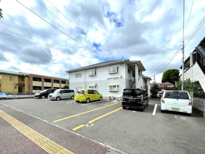 【駐車場】 | HAPPINESS 8
