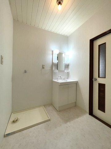 【洗面所】 | HAPPINESS 8