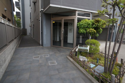 【エントランス】 | レヴィ亀戸