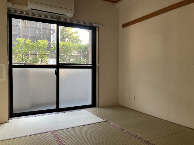 トレフォイルナカノブの和室