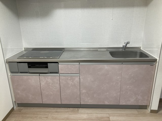トレフォイルナカノブのキッチン