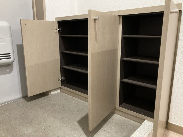 トレフォイルナカノブの玄関