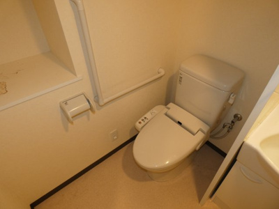 【トイレ】 | KURENAI-SOU | ウォシュレット付き。