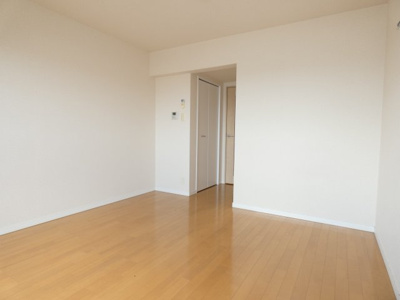 【洋室】 | KURENAI-SOU | スタンダードな洋室です