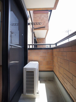 【バルコニー】 | アジデンス愛 | 日当たり良好！お洗濯物がたくさん干せます♪