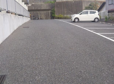 【駐車場】 | ブルースカイ