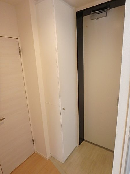 泉大津市二田町１丁目のハイツの玄関|毎日通る玄関はこちらです