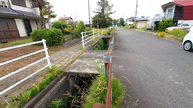 高島市今津町浜分52坪売地の前面道路含む現地写真