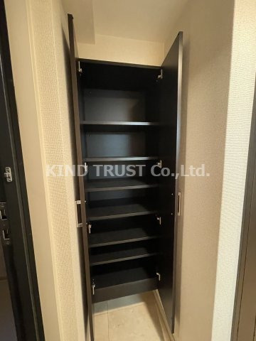 サムティ梅田インターコアの収納