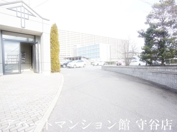 アルト キオーマの駐車場