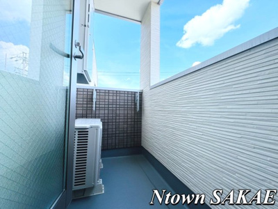 【バルコニー】 | ハーモニーテラス高道町Ⅲ | お洗濯にも便利なバルコニー付き