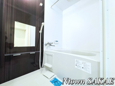 【浴室】 | ハーモニーテラス高道町Ⅲ | 落ち着いた空間のお風呂です