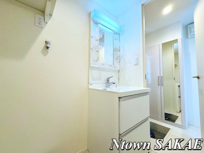 【独立洗面台】 | ハーモニーテラス高道町Ⅲ | 使いやすい独立洗面台です