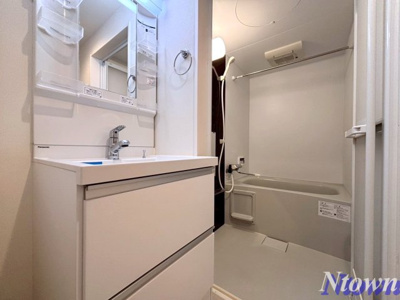 【洗面所】 | ハーモニーテラス押木田町 | スペースが確保できる洗面所です